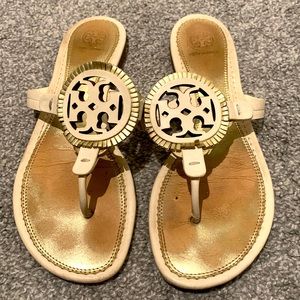 Tory Burch White & Gold Size 9